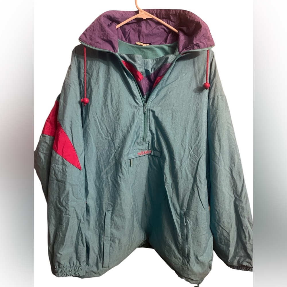 Vintage 90’s Woman’s Maser Windbreaker Jacket Vintage zip pocket pink small